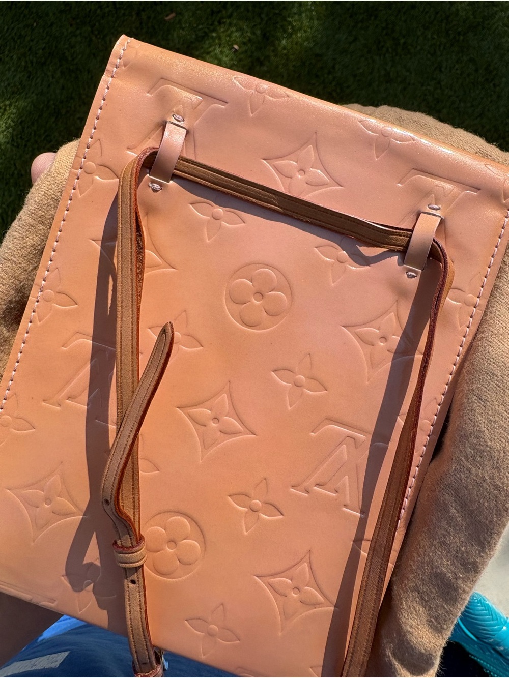 Louis Vuitton Monogram Pink Vernis slim crossbody bag EUC - Picture 5 of 17